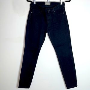 Everlane Mid Rise Skinny Jeans in Black